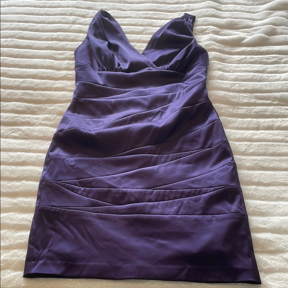 🇨🇦 Le chateau Elegant Dark Purple Sleeveless Satin Dress, size medium - Picture 11 of 17